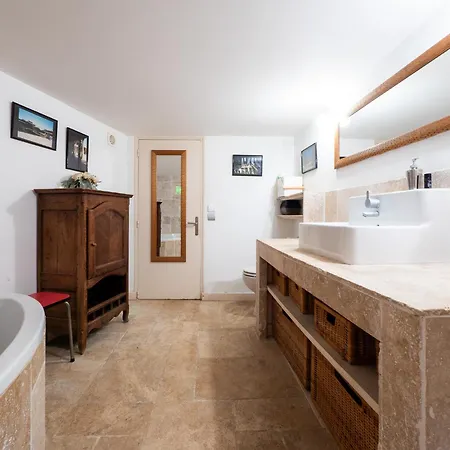 Magnifique Maison De Village Clim Vue 6 Pers Holiday home Bormes-les-Mimosas