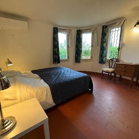 Сasa de vacaciones Magnifique Maison De Village Clim Vue 6 Pers Bormes-les-Mimosas